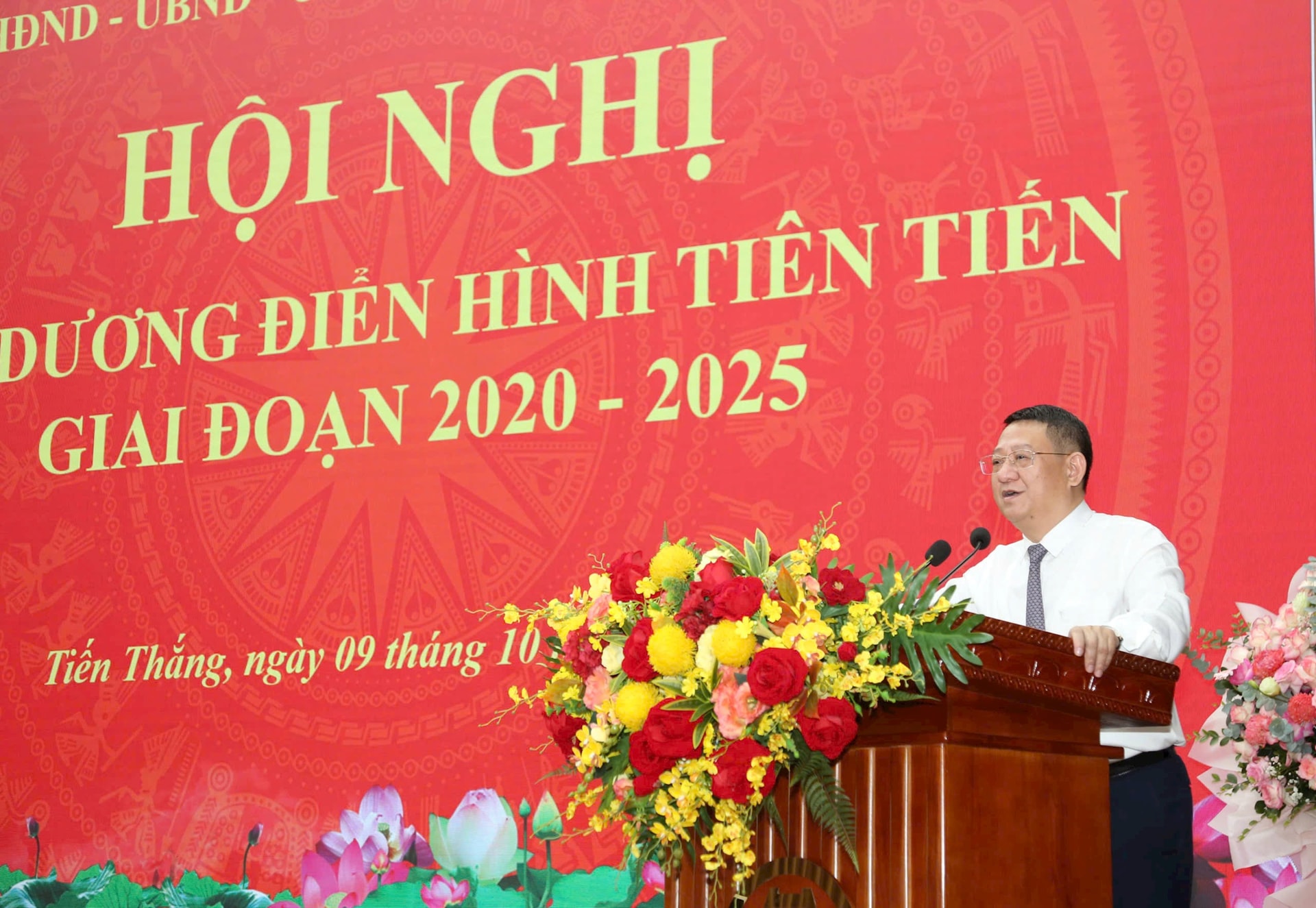 Xã Tiến Thắng biểu dương 99 tập thể, cá nhân tiêu biểu trong phong trào thi đua yêu nước- Ảnh 1.