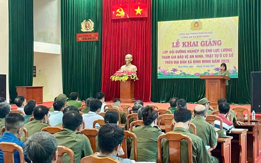 Ảnh: Các học viên lớp Bồi dưỡng