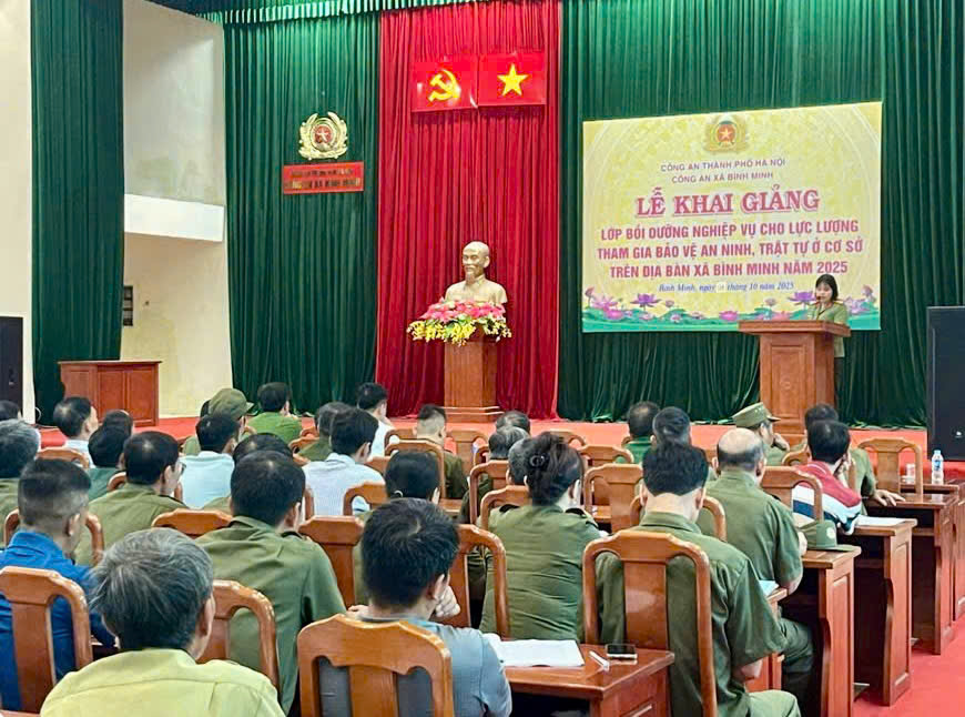 CÔNG AN XÃ BÌNH MINH:
BỒI DƯỠNG NGHIỆP VỤ CHO LỰC LƯỢNG THAM GIA BẢO VỆ ANTT Ở CƠ SỞ NĂM 2025