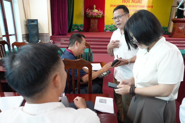 Xã Hạ Bằng đẩy nhanh tiến độ làm giàu, làm sạch cơ sở dữ liệu quốc gia về đất đai- Ảnh 5.