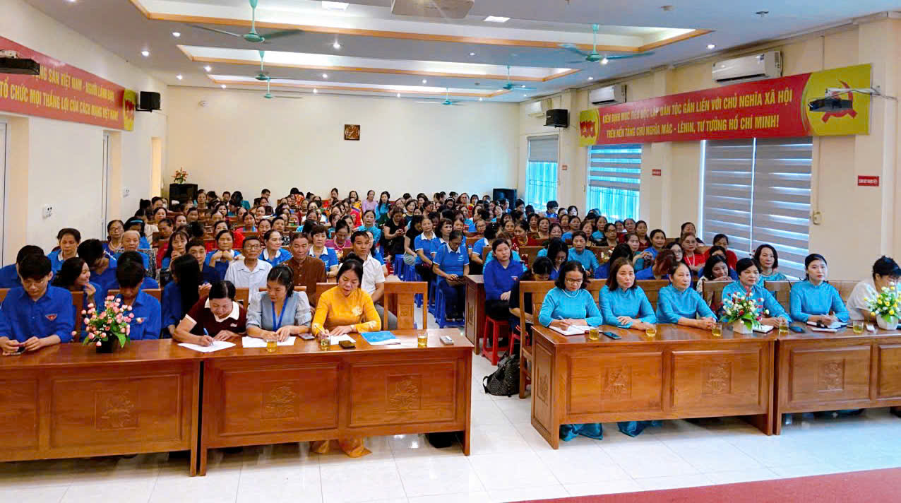 Phường Thanh Liệt: Hơn 200 cán bộ, hội viên tham dự hội nghị tuyên truyền Luật giao thông năm 2024- Ảnh 1.