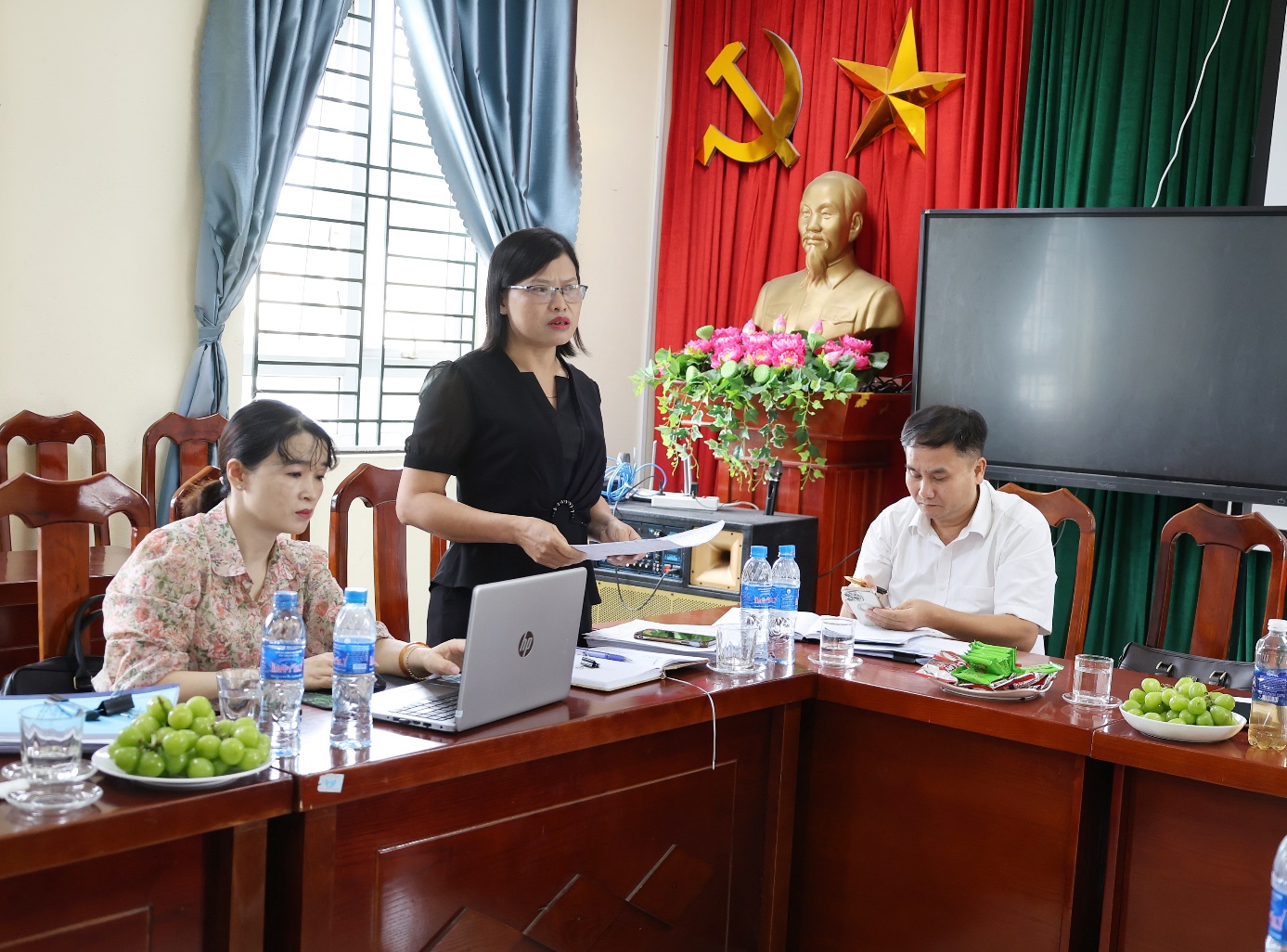 C:\Users\Admin\Desktop\gs th xuan mai a\3S2A1512.JPG