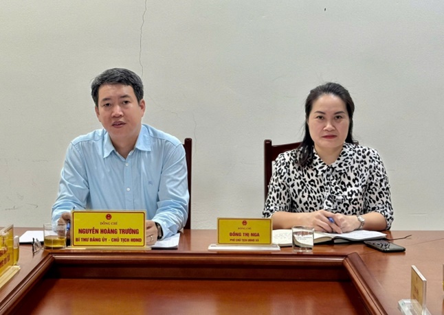 Đồng chí Nguyễn Hoàng Trường – Bí thư Đảng uỷ, Chủ tịch HĐND xã tiếp công dân định kỳ tháng 10- Ảnh 3.