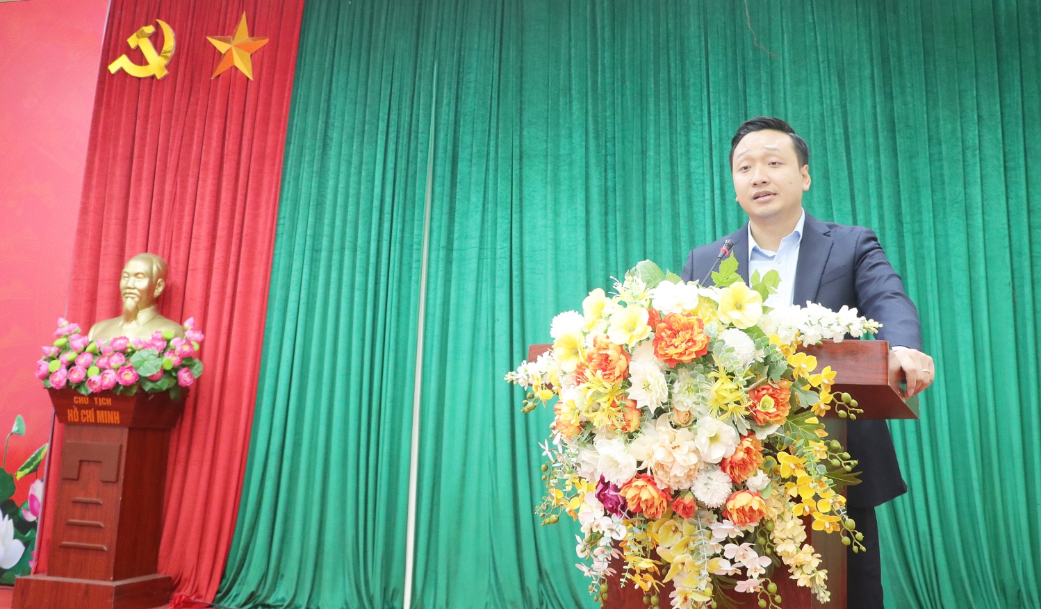 Trần Phú: tổ chức tập huấn nâng cao năng lực bảo đảm an toàn thông tin mạng, an ninh mạng và ứng dụng trí tuệ nhân tạo trong thực hiện nhiệm vụ- Ảnh 2.