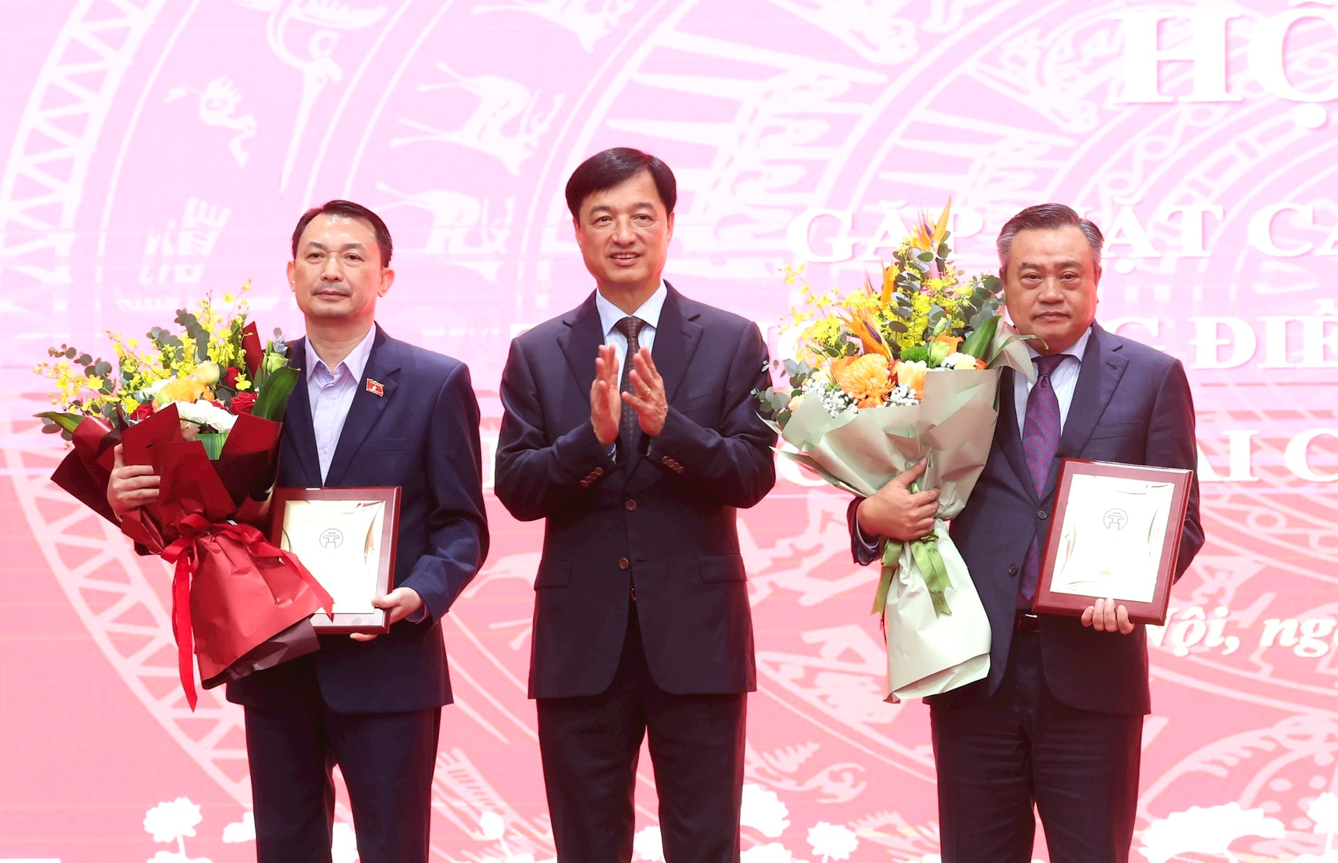 Bí thư Tỉnh ủy Nghệ An Nguyễn Đức Trung được điều động, chỉ định giữ chức Phó Bí thư Thành ủy Hà Nội- Ảnh 3.