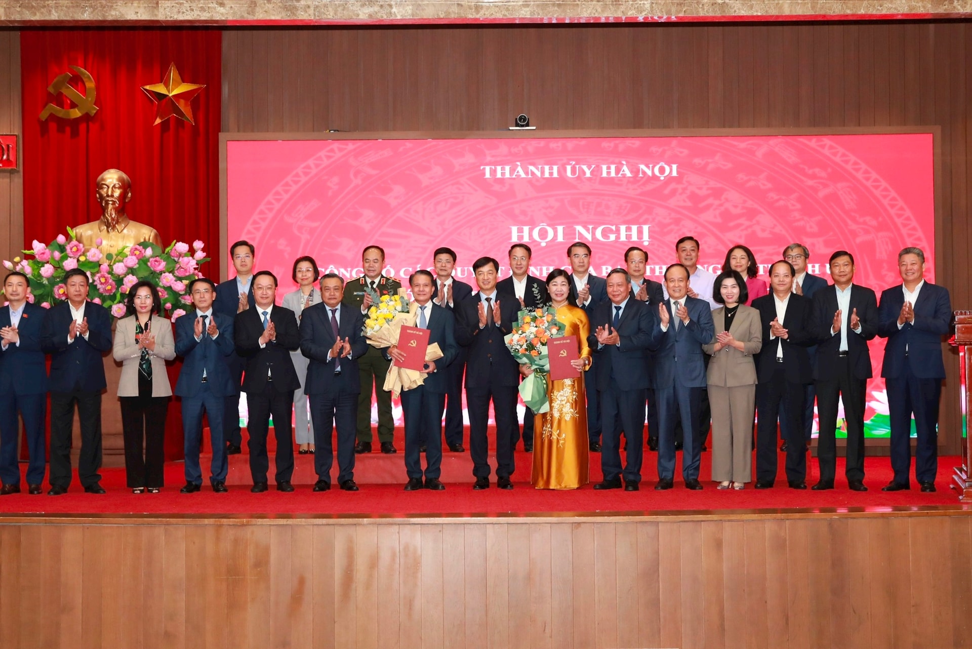 Bí thư Tỉnh ủy Nghệ An Nguyễn Đức Trung được điều động, chỉ định giữ chức Phó Bí thư Thành ủy Hà Nội- Ảnh 10.