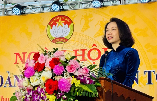 Đồng chí Vũ Thu Hà - Thành uỷ viên, Phó Chủ tịch UBND thành phố Hà Nội dự Ngày hội Đại đoàn kết ở thôn Nhuệ, xã Hoài Đức- Ảnh 11.