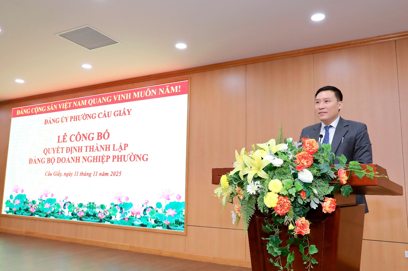 Lễ công bố quyết định thành lập Đảng bộ Doanh nghiệp phường Cầu Giấy- Ảnh 5.