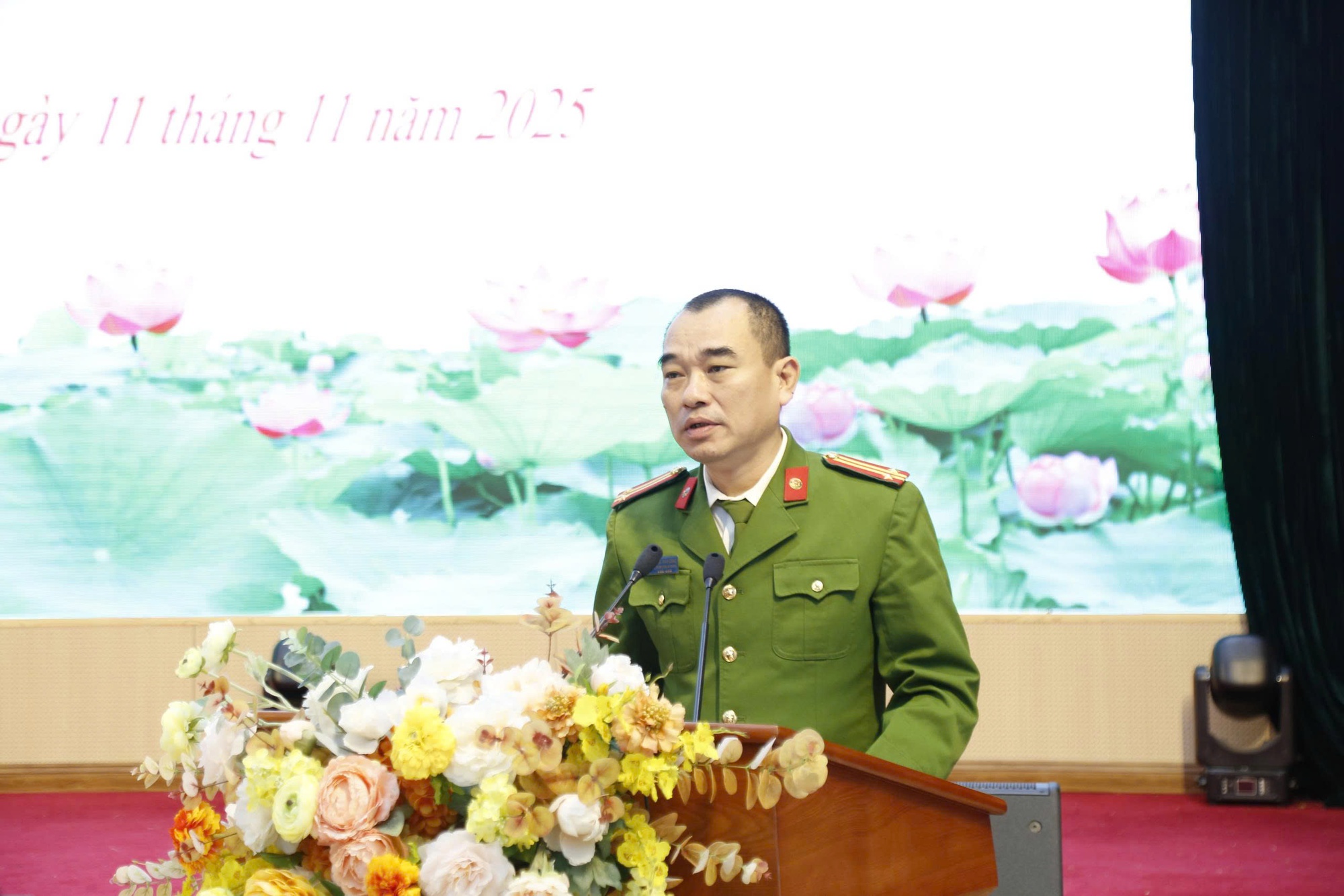 Phường Hà Đông tổ chức đối thoại với tổ chức, cá nhân về TTHC, giải quyết TTHC năm 2025- Ảnh 5.