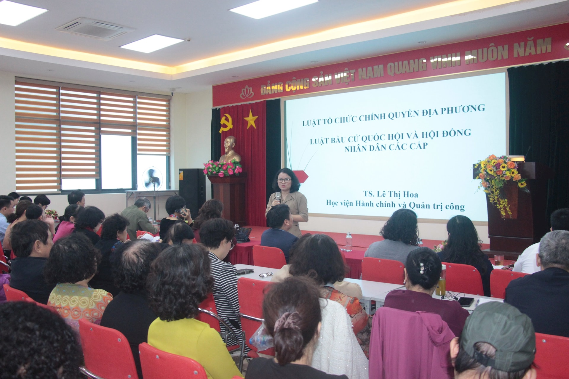 Phường Ba Đình tập huấn công tác bầu cử đại biểu Quốc hội và Hội đồng nhân dân- Ảnh 2.