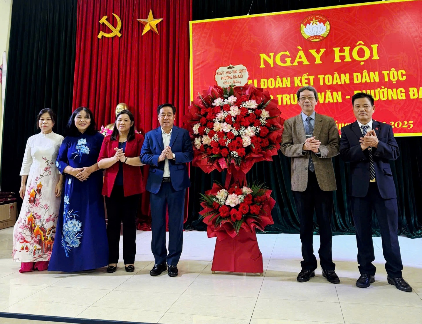 Các tổ dân phố phường Đại Mỗ tổ chức thành công Ngày hội Đại đoàn kết toàn dân tộc ở khu dân cư năm 2025- Ảnh 5.