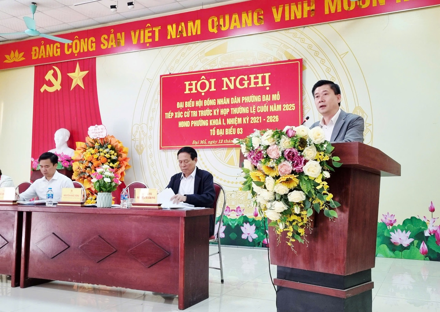 Tổ đại biểu số 3 Hội động nhân dân phường Đại Mỗ tiếp xúc cử tri trước kỳ họp thường lệ cuối năm 2025- Ảnh 4.