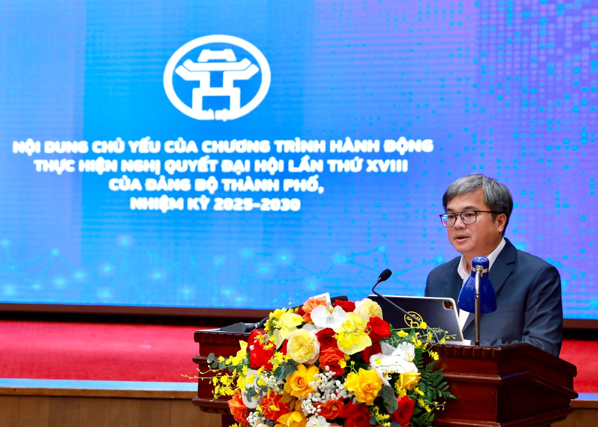 Hơn 44.800 cán bộ, đảng viên Thủ đô học tập, nghiên cứu, triển khai thực hiện Nghị quyết Đại hội Đảng bộ thành phố lần thứ XVIII- Ảnh 14.