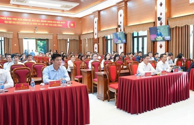 Hơn 44.800 cán bộ, đảng viên Thủ đô học tập, nghiên cứu, triển khai thực hiện Nghị quyết Đại hội Đảng bộ thành phố lần thứ XVIII- Ảnh 10.