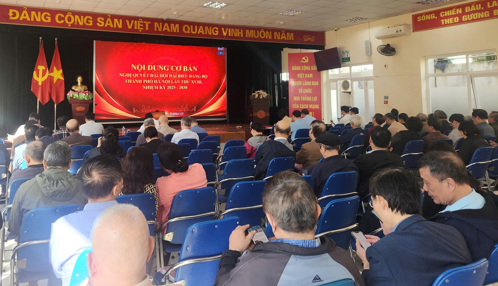 Hơn 44.800 cán bộ, đảng viên Thủ đô học tập, nghiên cứu, triển khai thực hiện Nghị quyết Đại hội Đảng bộ thành phố lần thứ XVIII- Ảnh 7.