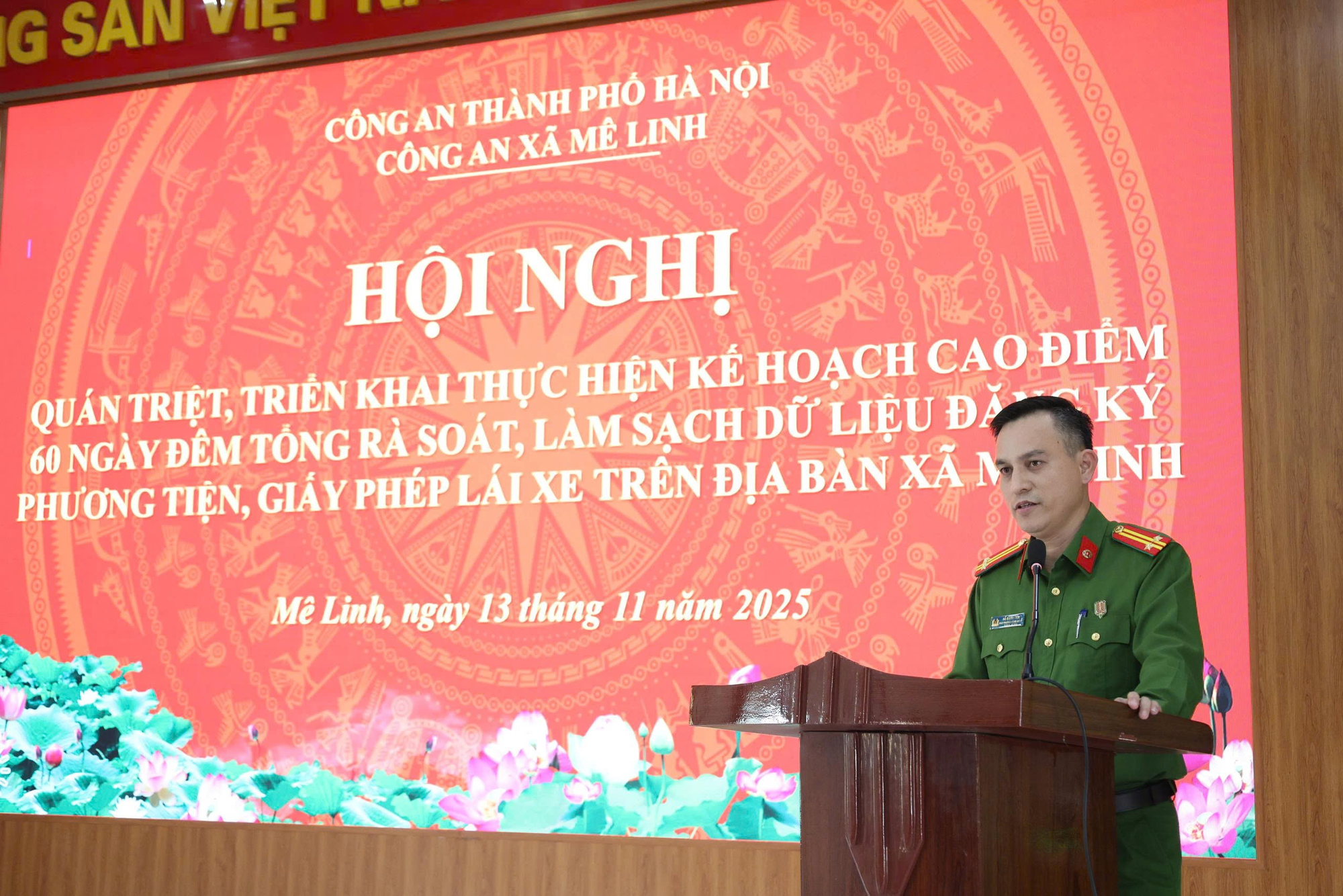 Mê Linh: Triển khai cao điểm 60 ngày đêm làm sạch dữ liệu đăng ký phương tiện, Giấy phép lái xe- Ảnh 2.