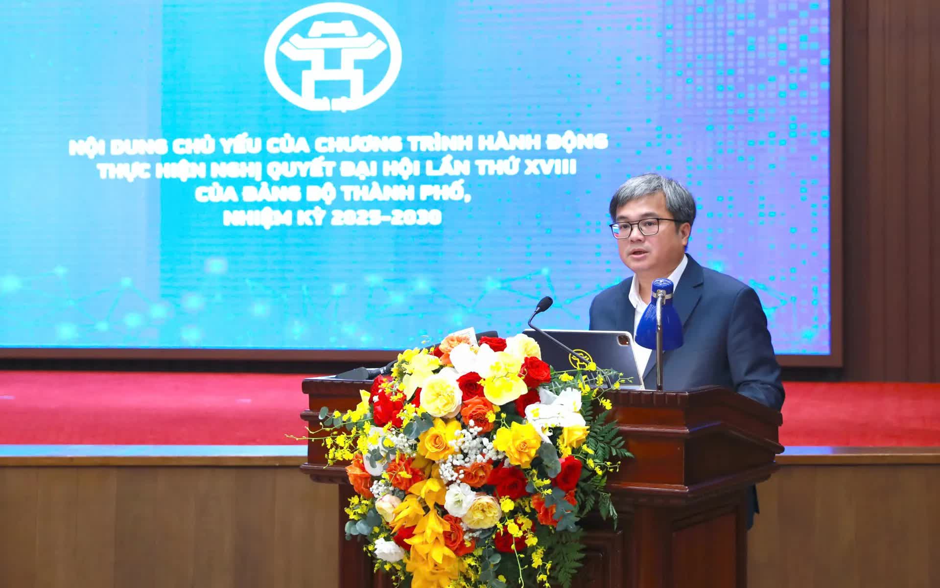 Gần 45.000 cán bộ, đảng viên tham dự quán triệt, triển khai Nghị quyết Đại hội Đảng bộ Thành phố Hà Nội lần thứ XVIII- Ảnh 7.