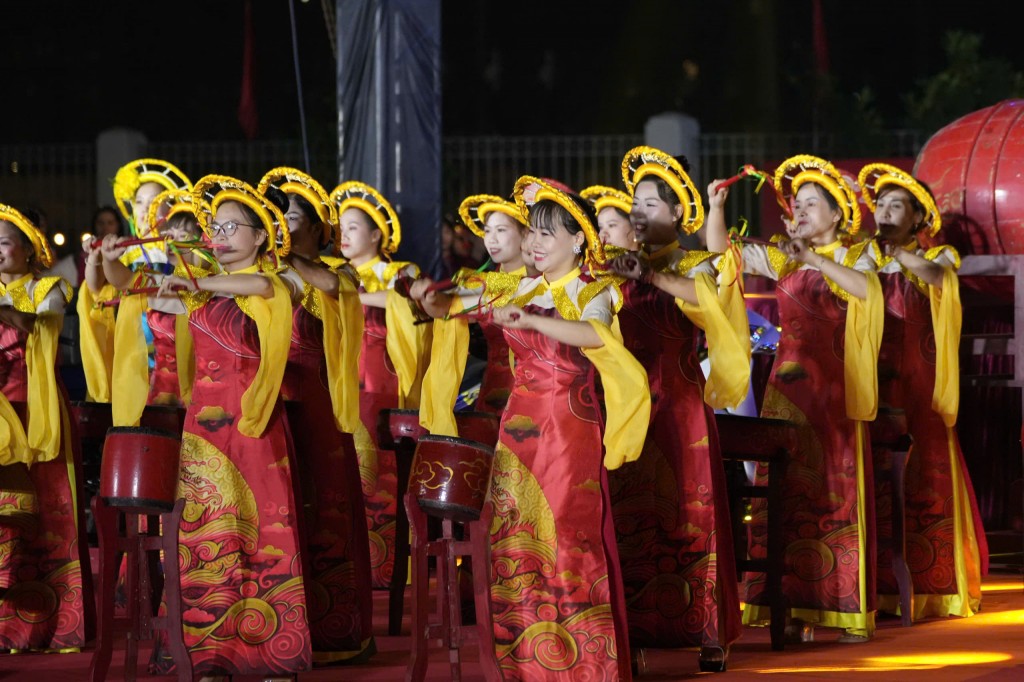 Tổng Bí thư Tô Lâm dự Ngày hội Đại đoàn kết phường Thượng Cát- Ảnh 6.