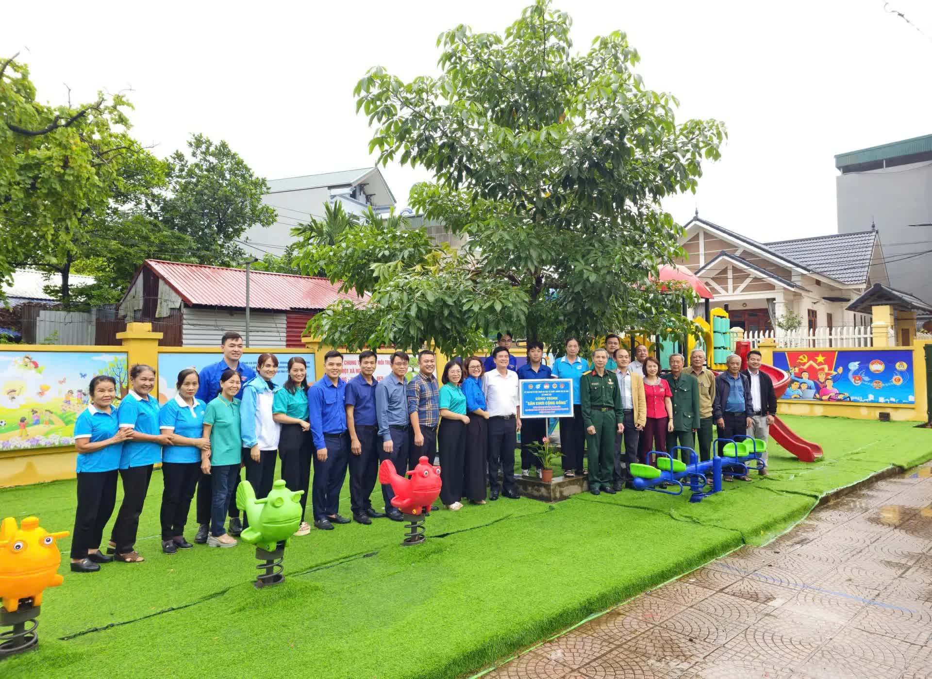 Xã Ngọc Hồi: Ra mắt công trình “Sân chơi cộng đồng” – mô hình “Dân vận khéo” tiêu biểu năm 2025- Ảnh 1.