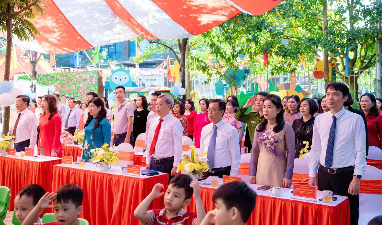 Phường Thanh Xuân: Trường Mầm non Nguyễn Tuân đón Bằng công nhận đạt chuẩn Quốc gia mức độ 2- Ảnh 3.