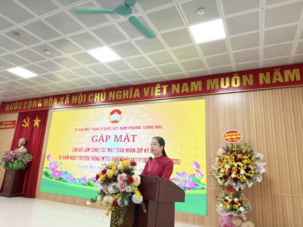 Uỷ ban Mặt trận tổ quốc Việt Nam phường Tương Mai tổ chức gặp mặt kỷ niệm 95 năm ngày truyền thống Mặt trận tổ quốc Việt Nam (18/11/1930-18/11/2025)- Ảnh 1.