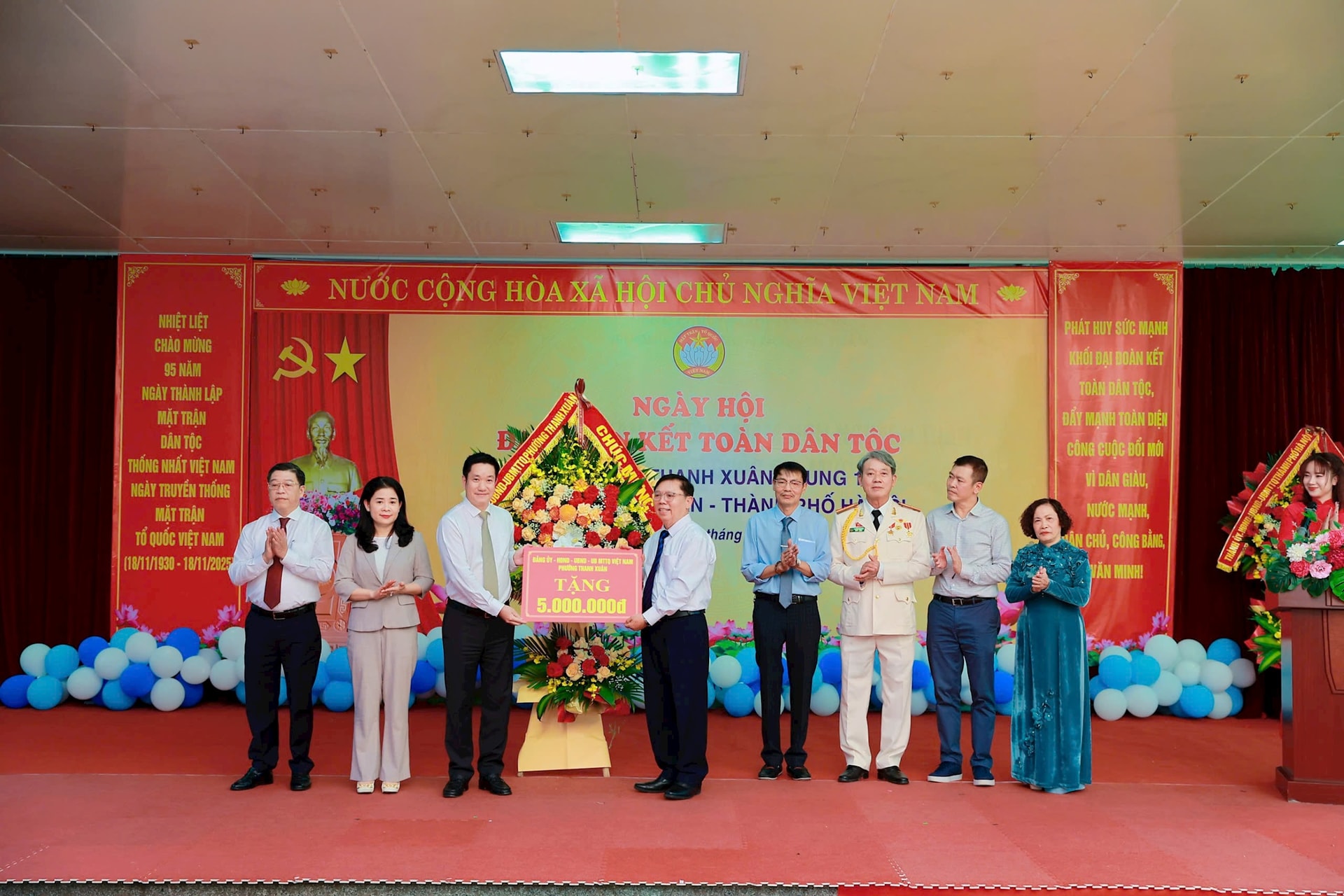 Trưởng ban Nội chính Thành ủy Trần Đình Cảnh dự Ngày hội Đại đoàn kết toàn dân tộc khu dân cư Thanh Xuân Trung 10- Ảnh 4.