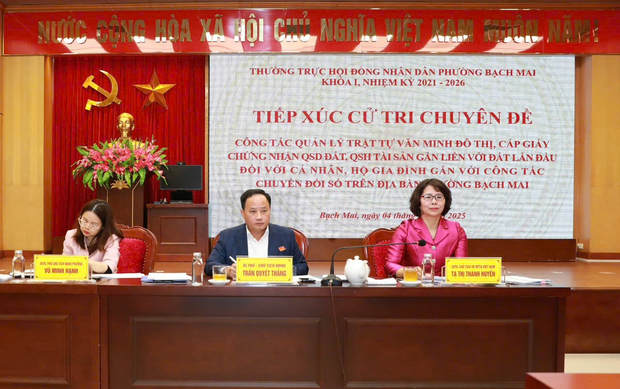 Phường Bạch Mai: Tiếp xúc cử tri chuyên đề về quản lý trật tự văn minh đô thị- Ảnh 1.