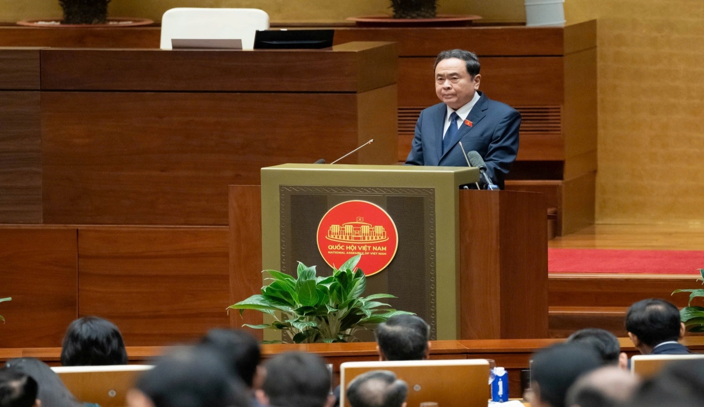 C:\Users\Administrator\Desktop\thanh mẫm.jpg