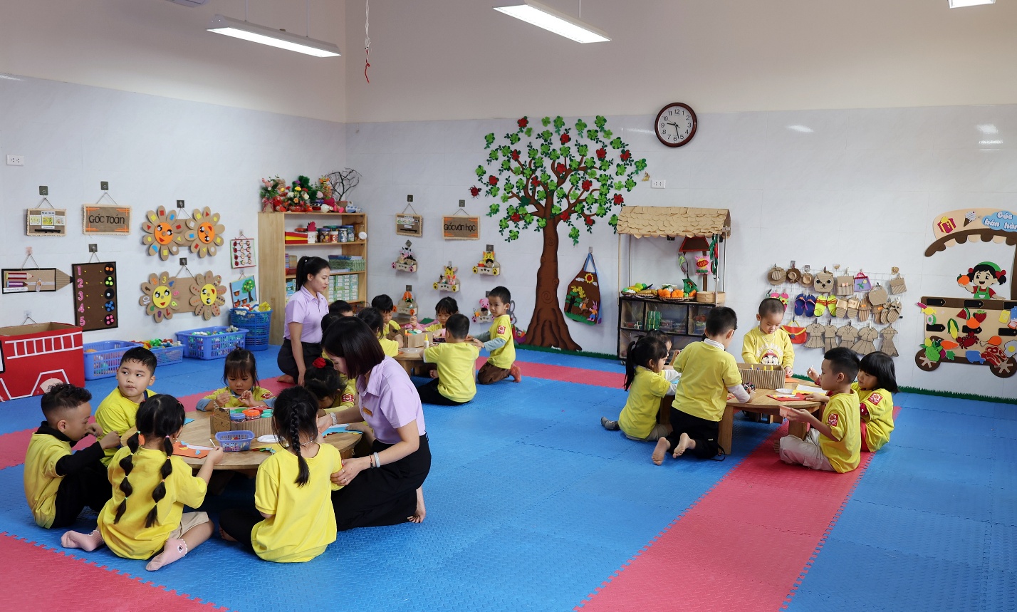 Cô giáo Vương Hải Yến luôn nỗ lực sáng tạo nhằm nâng cao chất lượng  công tác dạy và học- Ảnh 3.