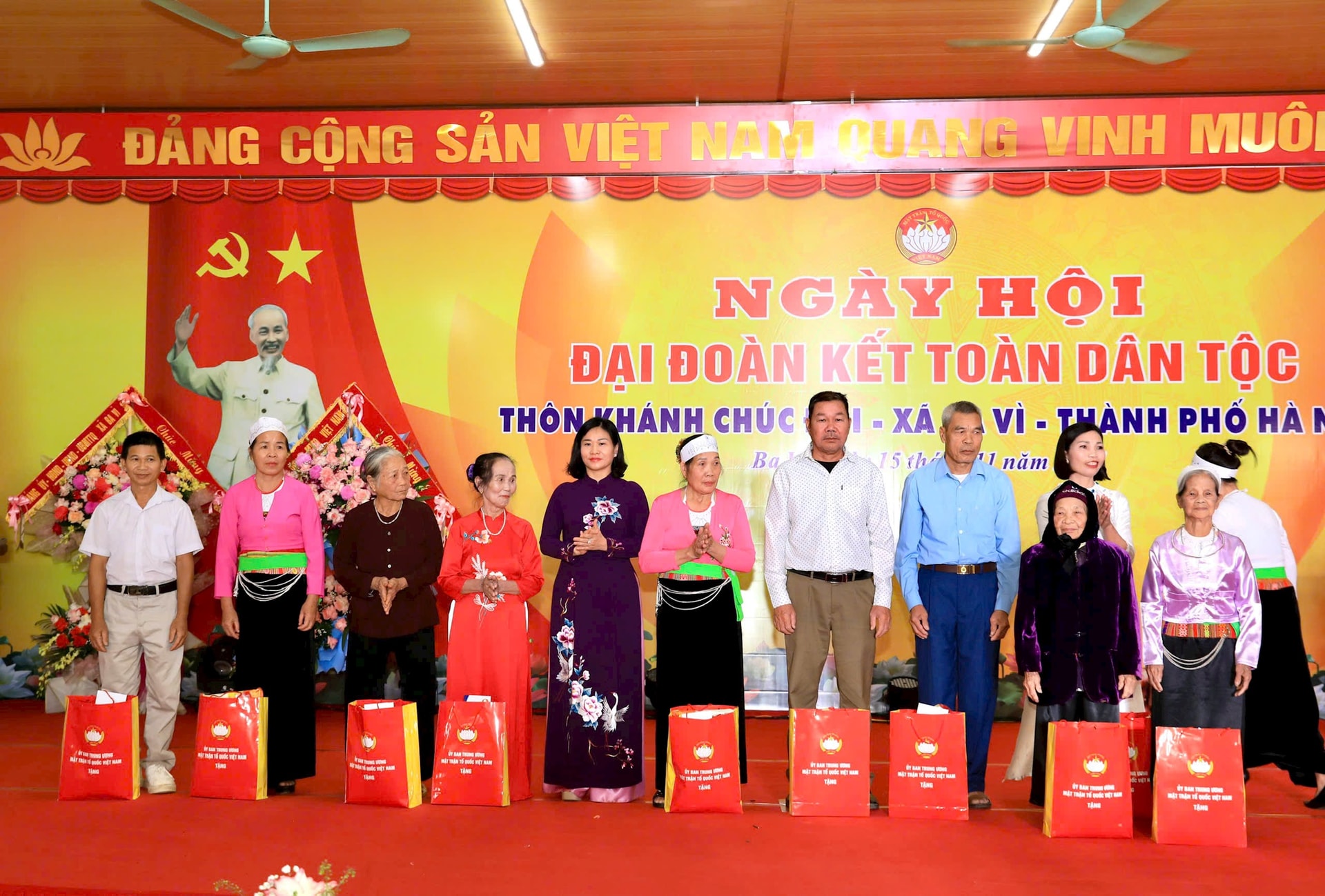 Bí thư Thành ủy Nguyễn Duy Ngọc: Mỗi người dân Thủ đô là một phần của cộng đồng đoàn kết, sáng tạo, nhân ái- Ảnh 9.