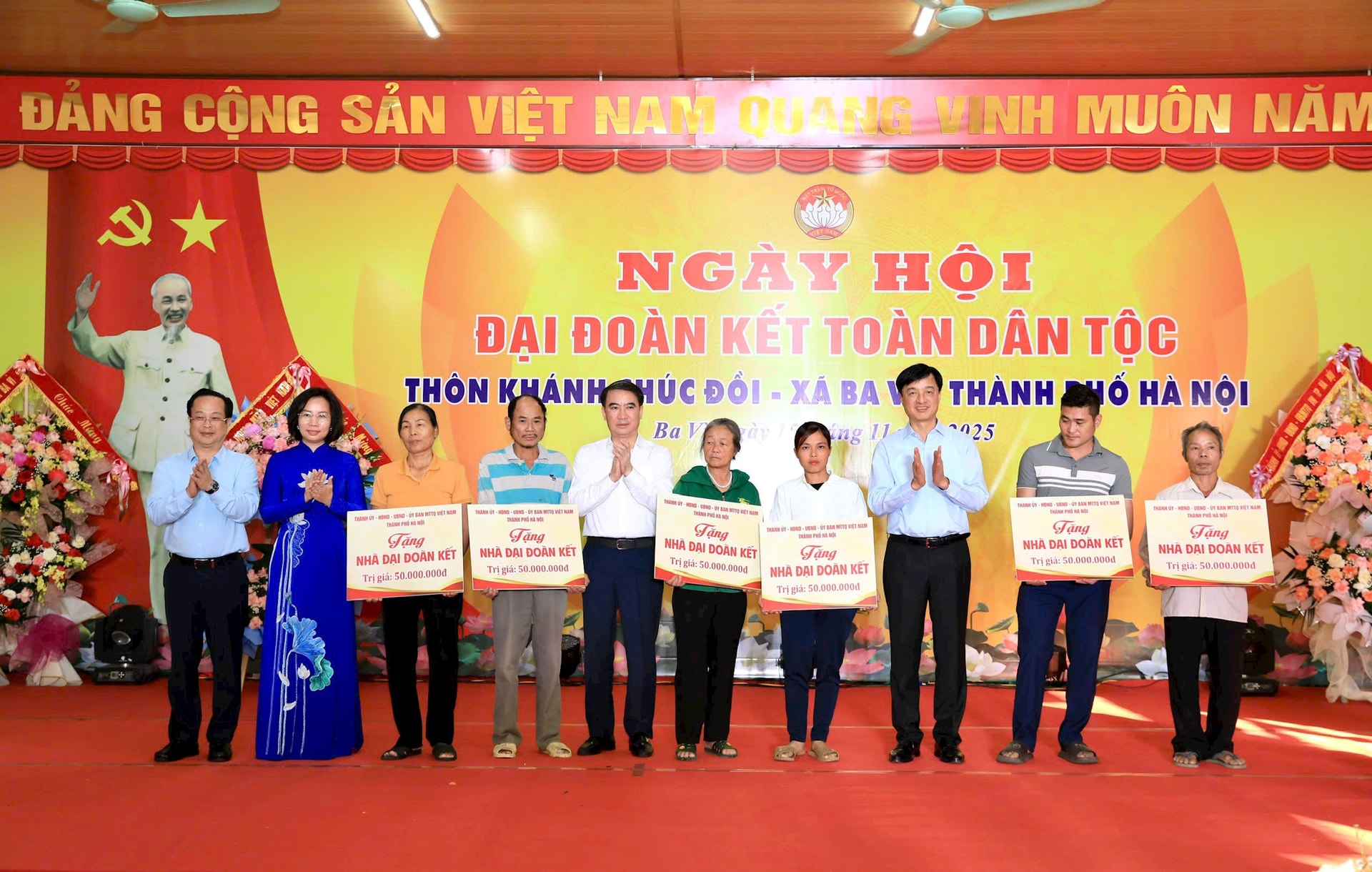 Bí thư Thành ủy Nguyễn Duy Ngọc: Mỗi người dân Thủ đô là một phần của cộng đồng đoàn kết, sáng tạo, nhân ái- Ảnh 8.