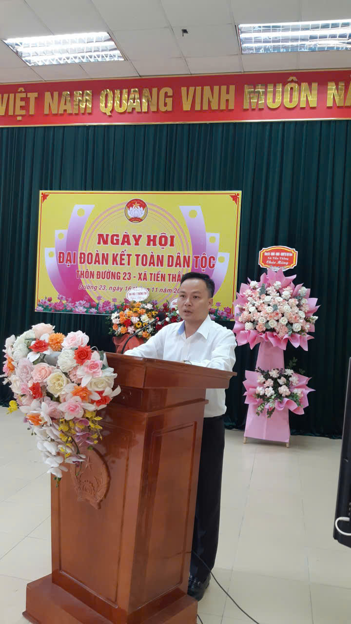 Các đồng chí lãnh đạo xã chung vui Ngày hội Đại đoàn kết toàn dân tộc tại các khu dân cư- Ảnh 12.