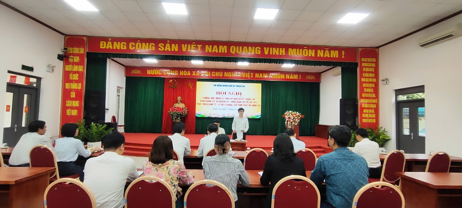 Thường trực HĐND xã Thuận An công bố Nghị quyết thành lập Đoàn Giám sát; tiến hành Giám sát thực tế- Ảnh 1.