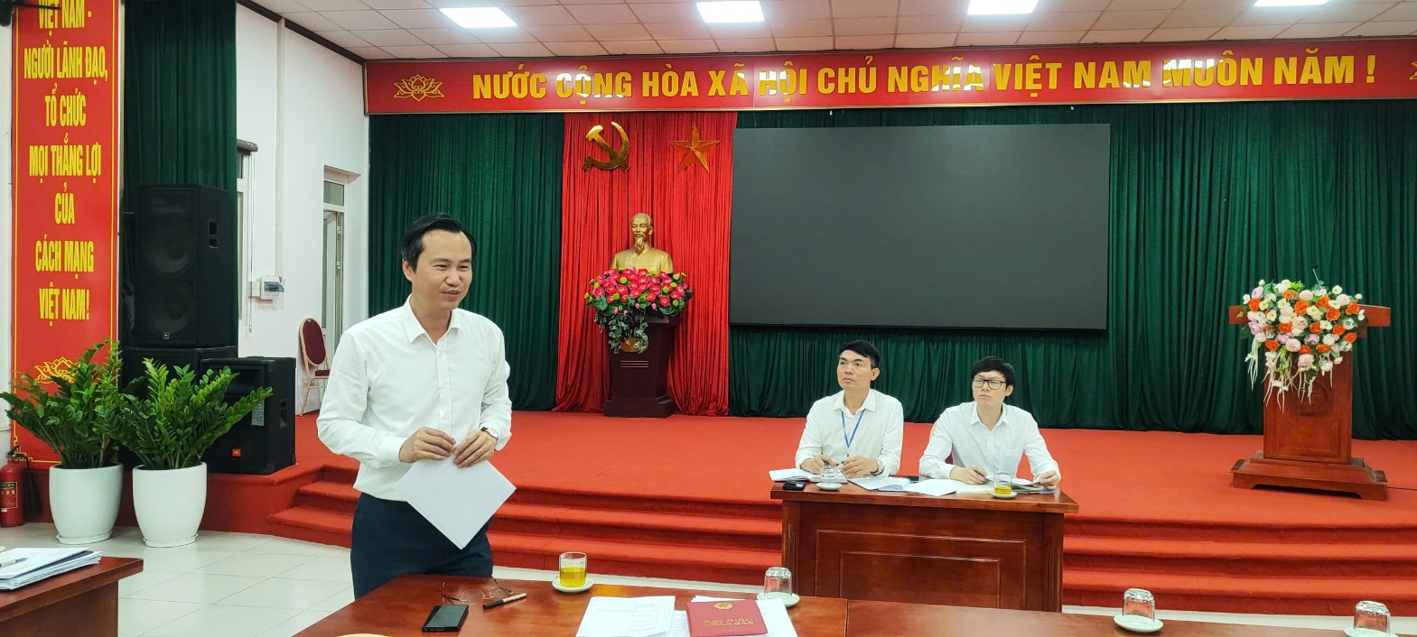 Thường trực HĐND xã Thuận An công bố Nghị quyết thành lập Đoàn Giám sát; tiến hành Giám sát thực tế- Ảnh 2.
