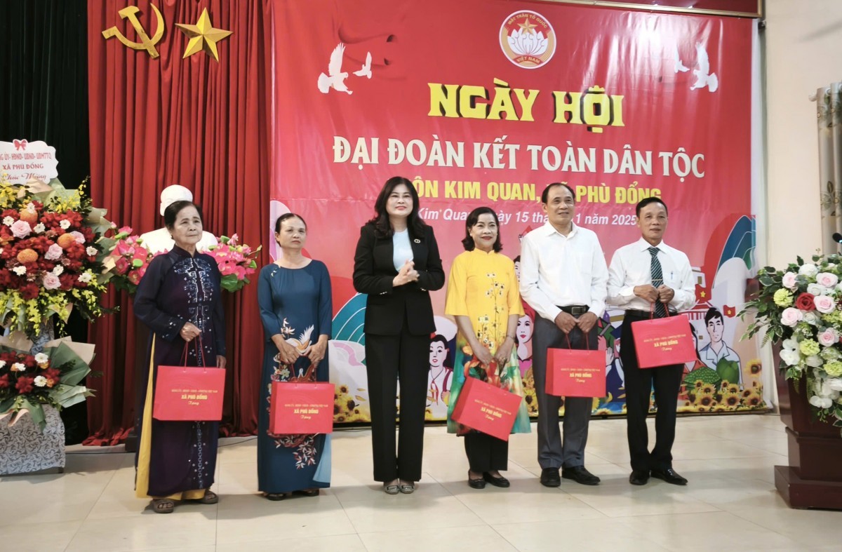 Ngày hội Đại đoàn kết toàn dân tộc: Phát huy sức mạnh, vun đắp niềm tin- Ảnh 1.