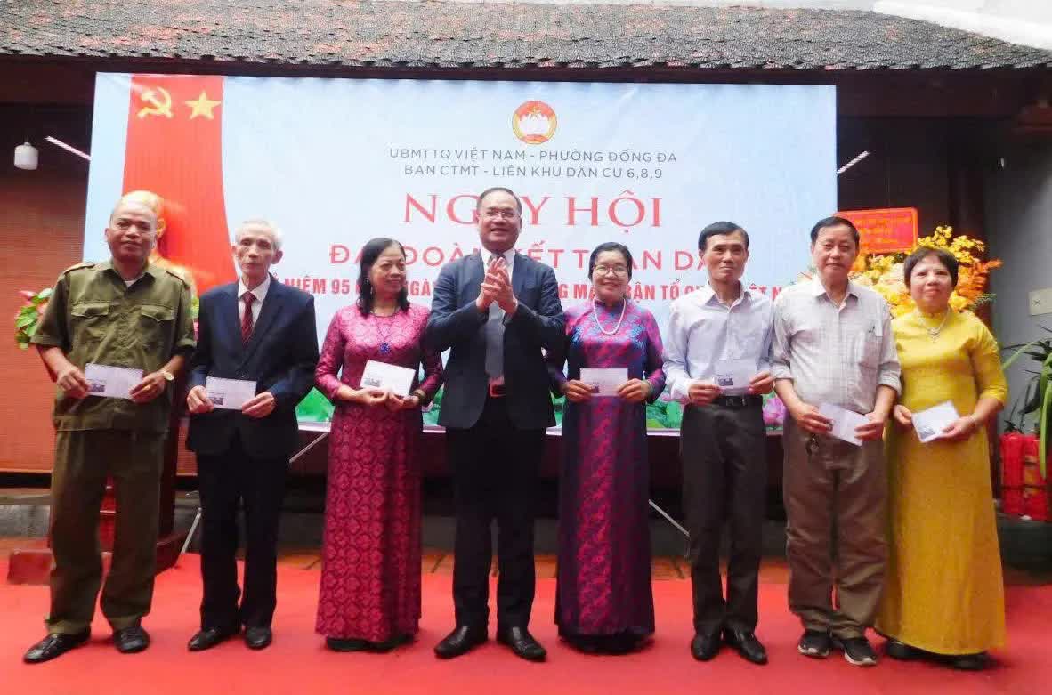 Rộn ràng những Ngày hội Đại đoàn kết toàn dân trên địa bàn phường Đống Đa- Ảnh 3.