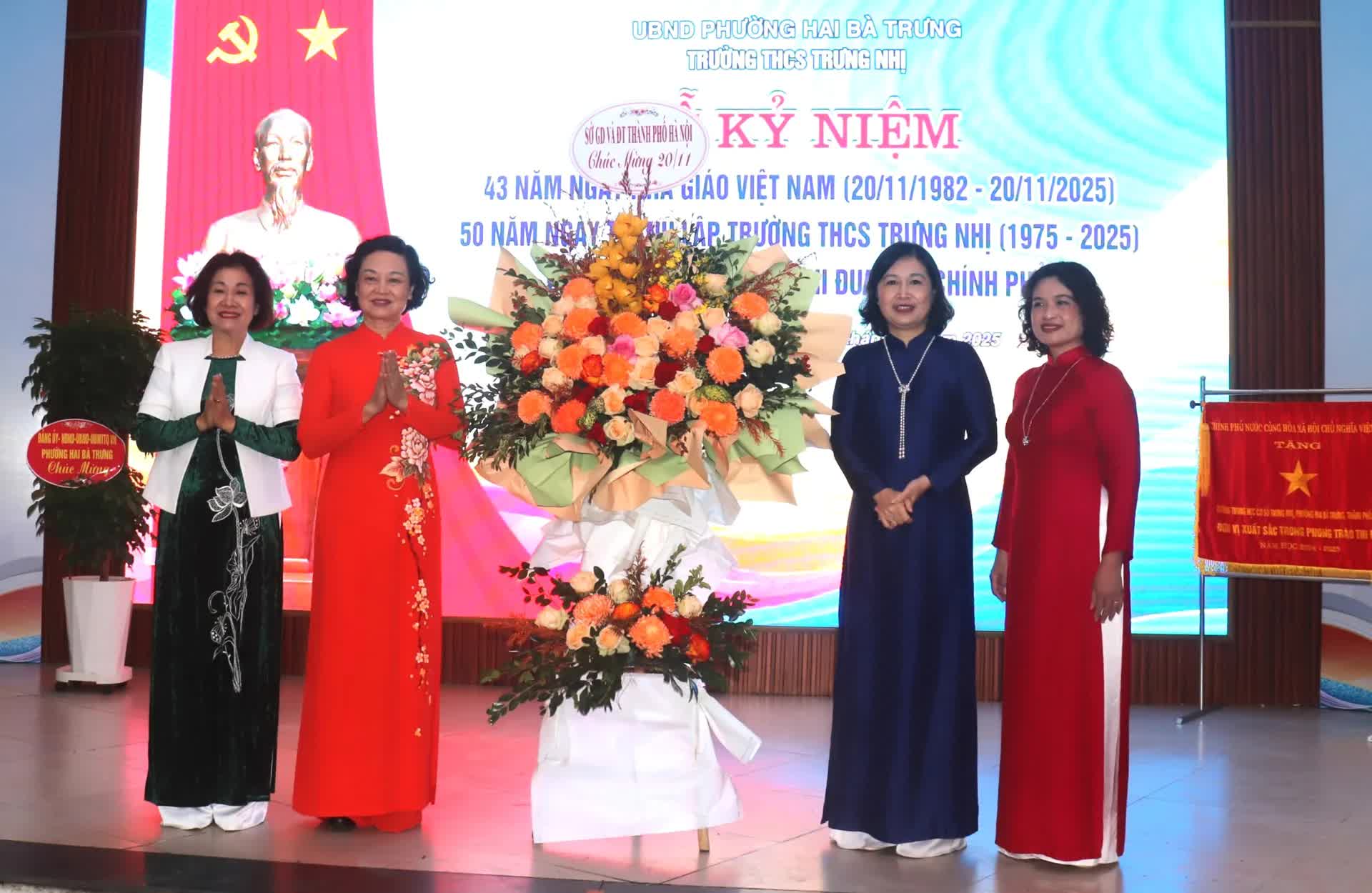 Phường Hai Bà Trưng: trường THCS Trưng Nhị viết tiếp truyền thống là niềm tự hào của ngành giáo dục Thủ đô.- Ảnh 7.