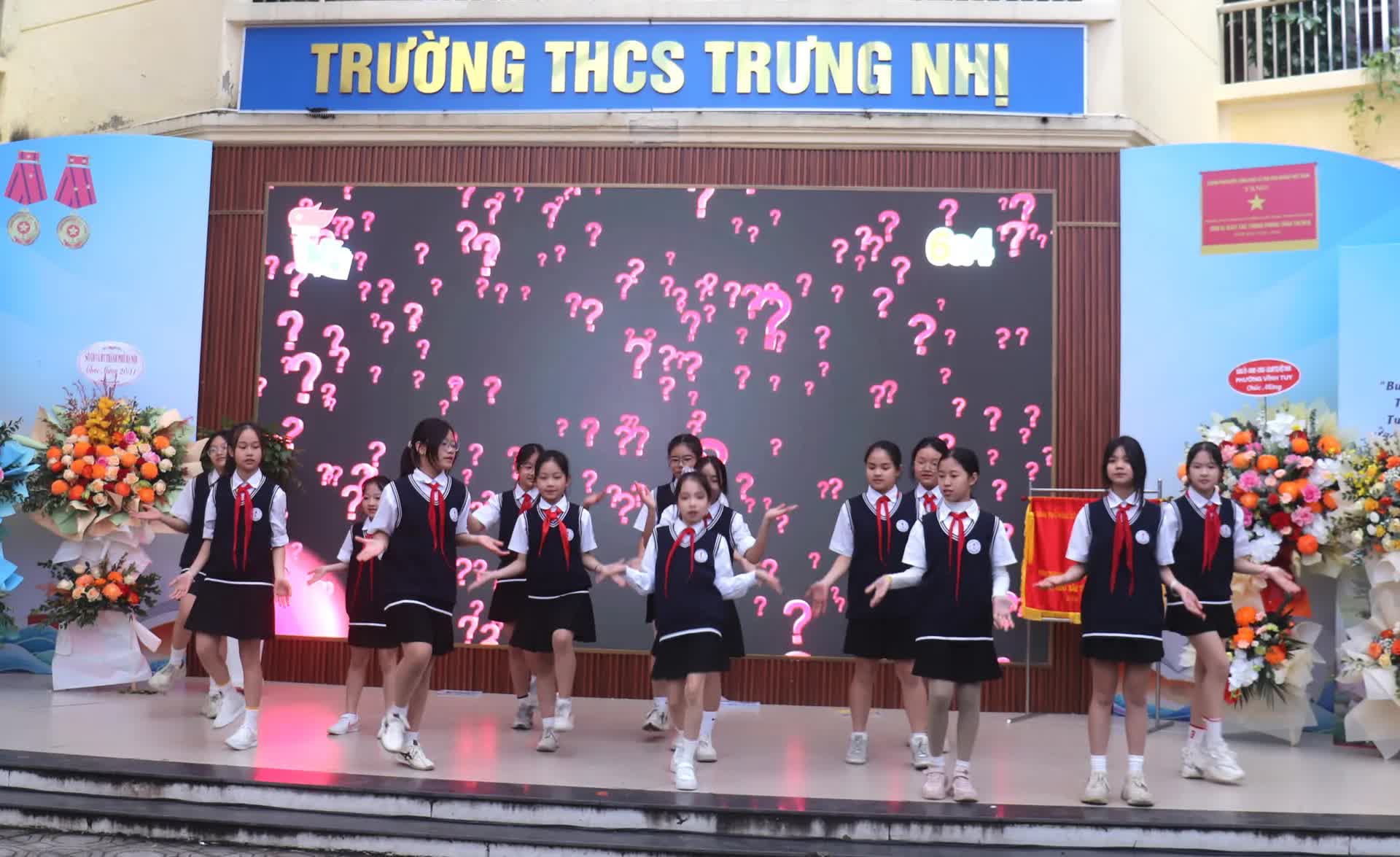 Phường Hai Bà Trưng: trường THCS Trưng Nhị viết tiếp truyền thống là niềm tự hào của ngành giáo dục Thủ đô.- Ảnh 10.
