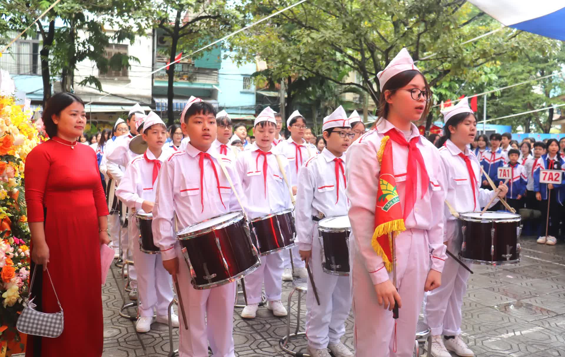 Phường Hai Bà Trưng: trường THCS Trưng Nhị viết tiếp truyền thống là niềm tự hào của ngành giáo dục Thủ đô.- Ảnh 2.