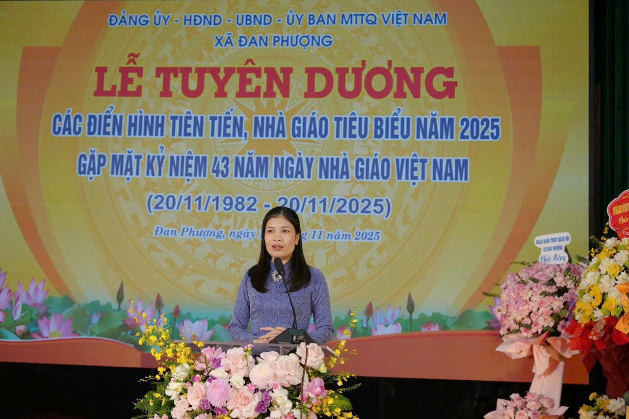Đảng ủy- HĐND- UBND- UB MTTQ xã Đan Phượng tuyên dương điển hình tiên tiến, nhà giáo tiêu biểu 2025- Ảnh 2.