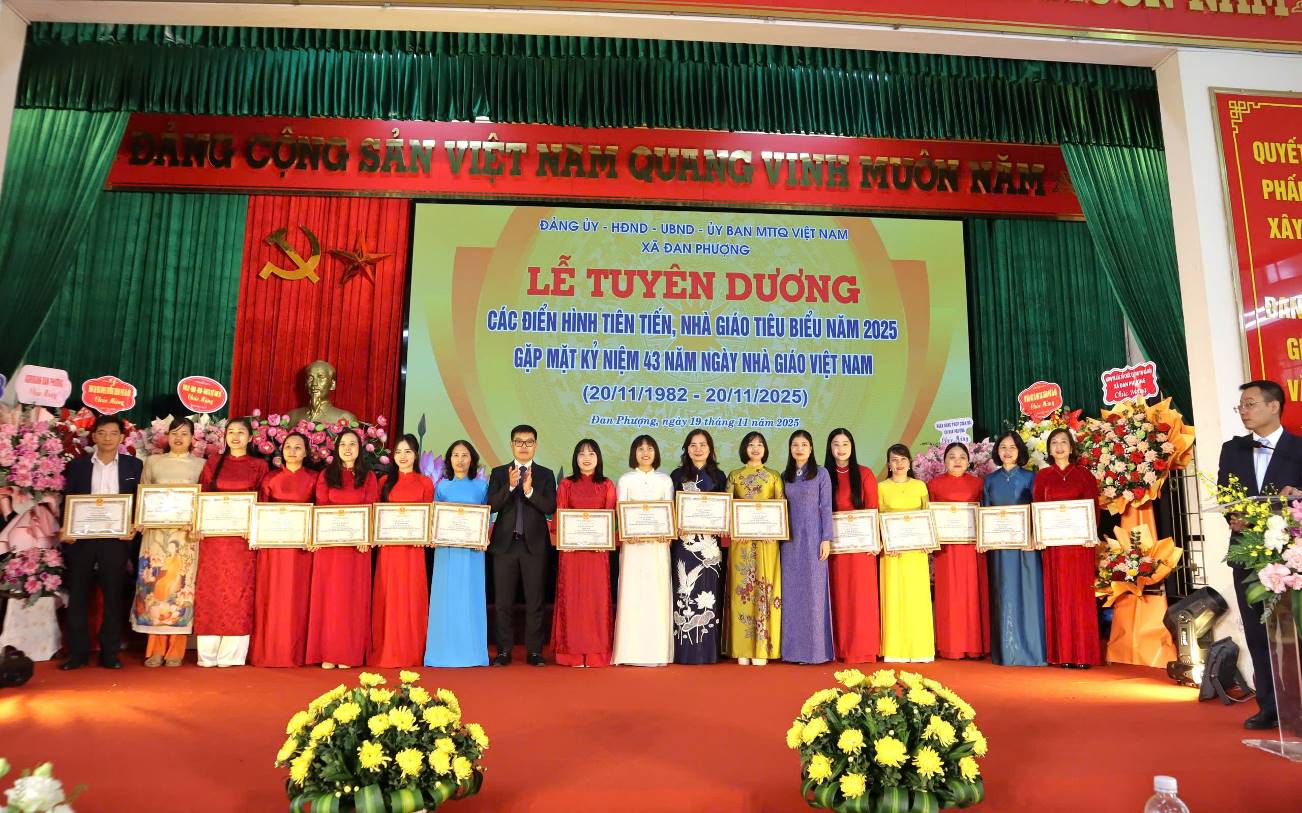 Đảng ủy- HĐND- UBND- UB MTTQ xã Đan Phượng tuyên dương điển hình tiên tiến, nhà giáo tiêu biểu 2025- Ảnh 7.