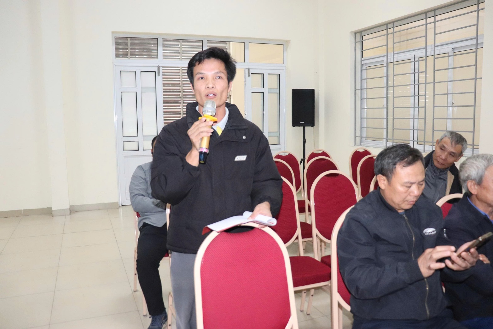 Công an xã Thuận An tổ chức Hội nghị Công an lắng nghe ý kiến của Nhân dân- Ảnh 4.