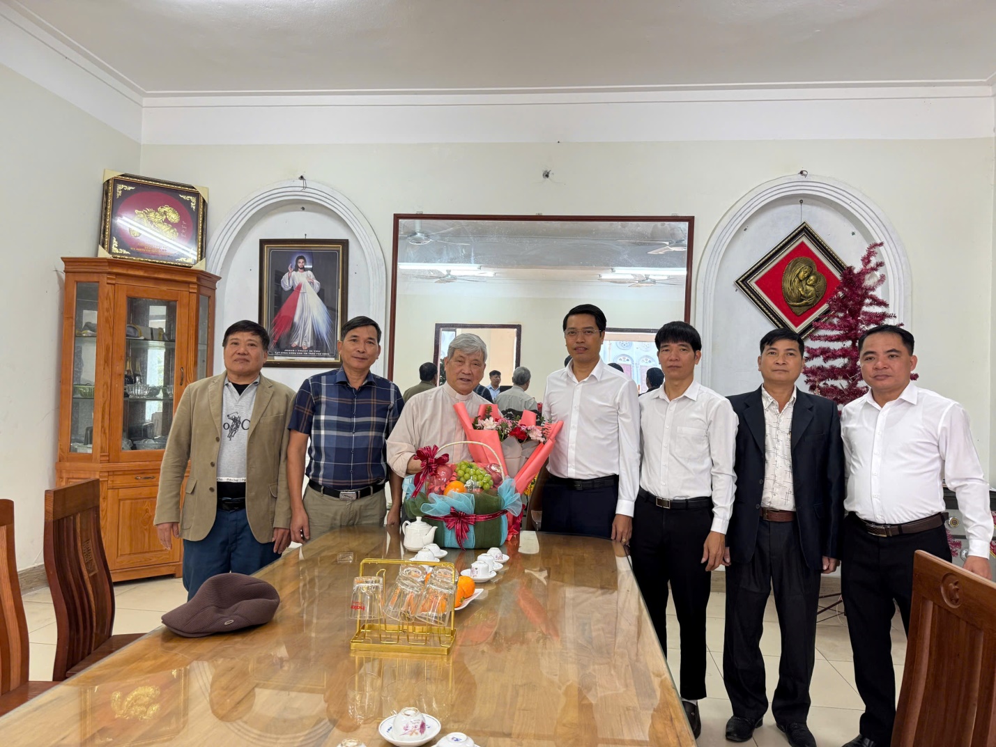 Thôn Đồi Cốc tổ chức ngày hội đoàn kết toàn dân tộc năm 2025- Ảnh 1.