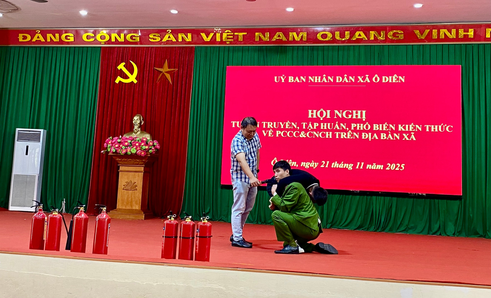 Tuyên truyền, tập huấn, phổ biến kiến thức về phòng cháy chữa cháy và cứu nạn cứu hộ trên địa bàn xã Ô Diên- Ảnh 1.