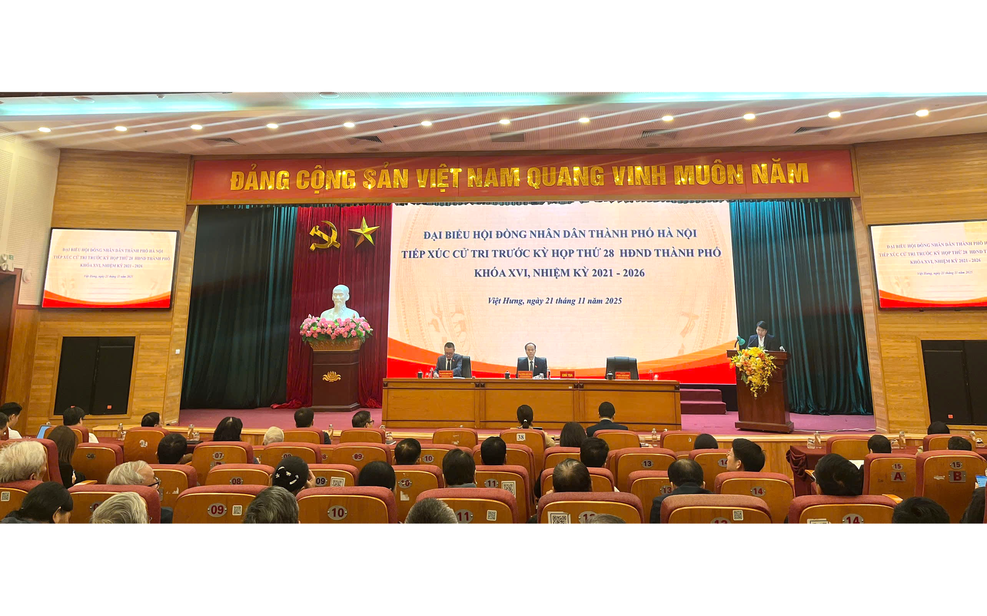 Tổ đại biểu số 9, Đoàn đại biểu HĐND thành phố Hà Nội tổ chức tiếp xúc với cử tri các phường Việt Hưng, Long Biên, Phúc Lợi và Bồ Đề trước kỳ họp thứ 28 HĐND Thành phố khoá XVI nhiệm kỳ 2021 – 2026.
