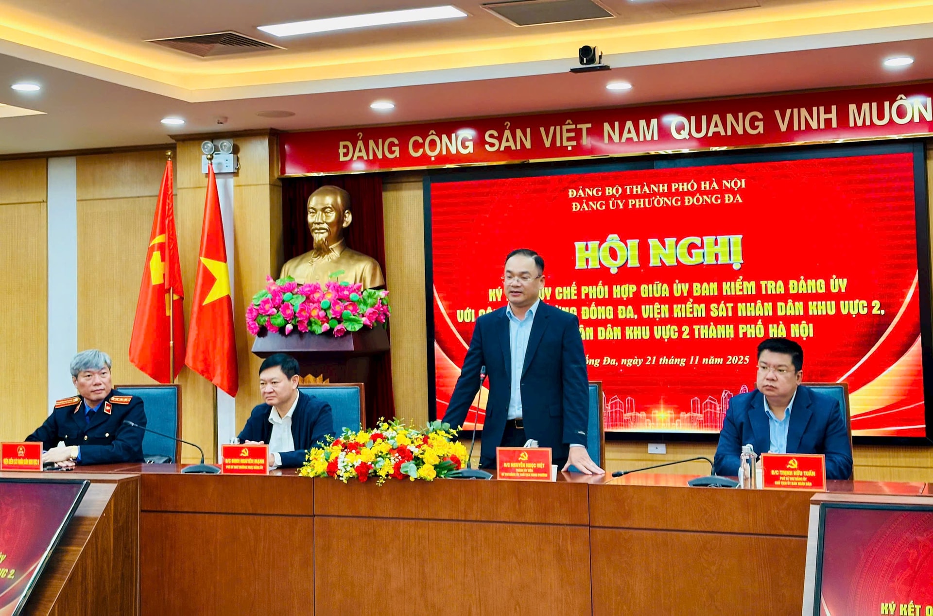 Phường Đống Đa ký kết phối hợp, nâng cao kỷ cương, xây dựng Đảng bộ trong sạch, vững mạnh- Ảnh 2.