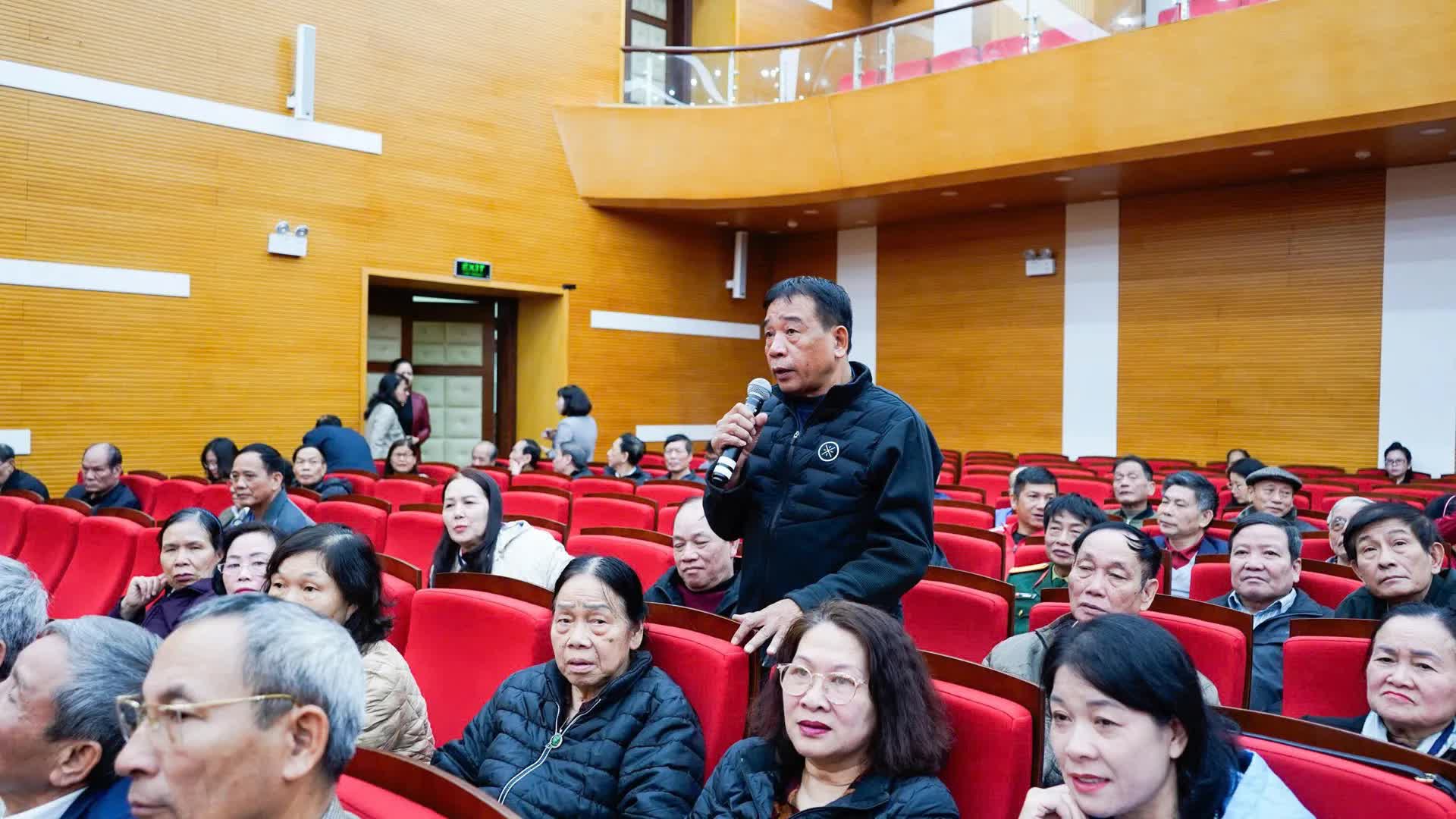 Nhiều “điểm nghẽn” hành chính, chuyển đổi số được tháo gỡ tại đối thoại ở phường Đống Đa- Ảnh 1.