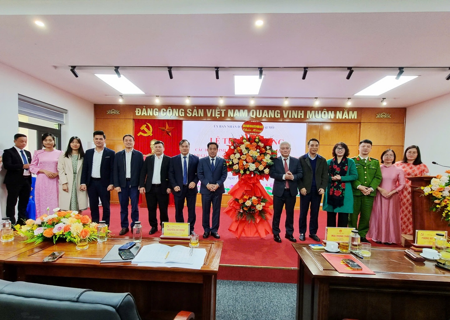 Tuyên dương điển hình tiên tiến, nhà giáo tiêu biểu phường Đại Mỗ năm 2025- Ảnh 2.