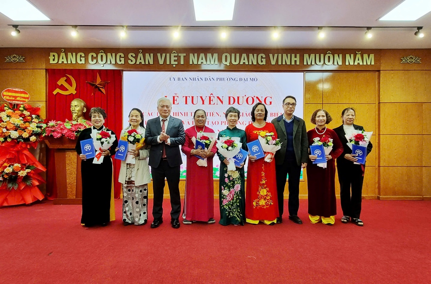 Tuyên dương điển hình tiên tiến, nhà giáo tiêu biểu phường Đại Mỗ năm 2025- Ảnh 3.