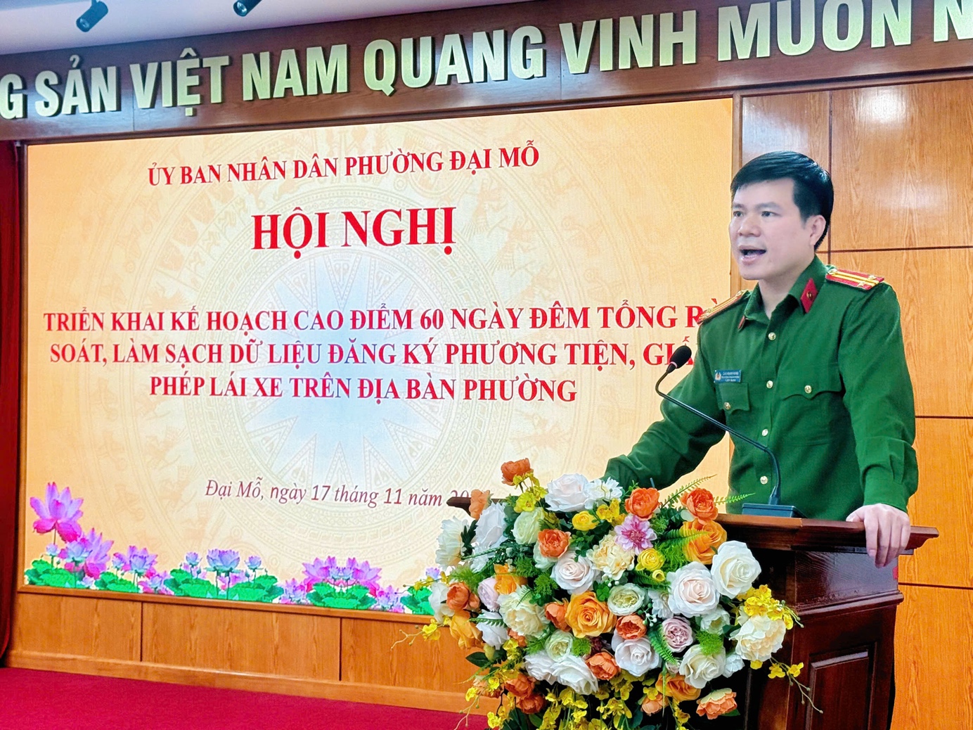 UBND Phường Đại Mỗ triển khai kế hoạch cao điểm 60 ngày đêm tổng ra soát, làm sạch dữ liệu đăng ký phương tiện và giấy phép lái xe- Ảnh 3.